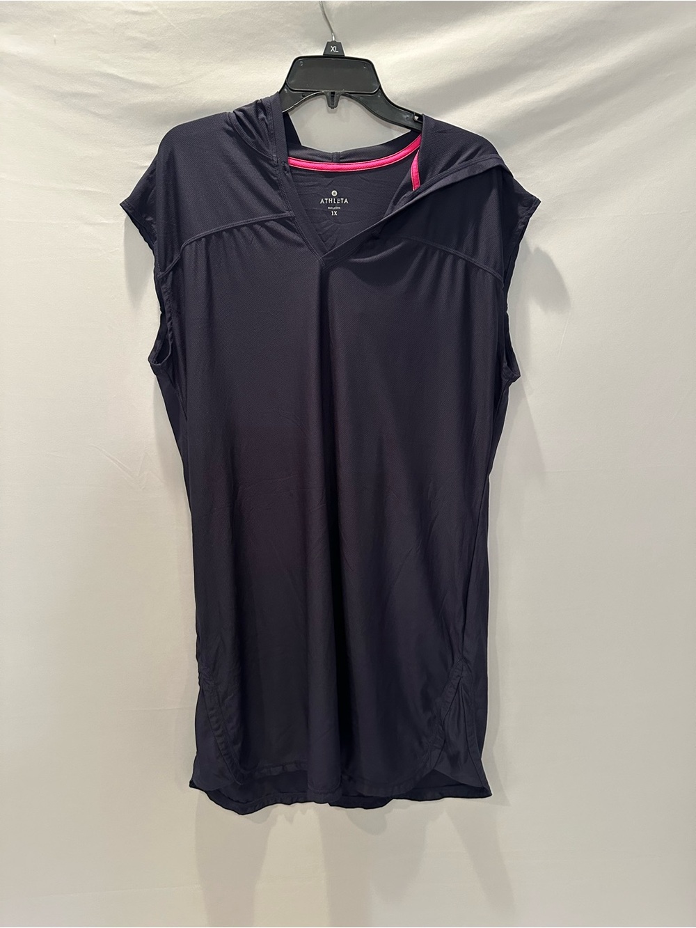 Athleta Black Sleeveless Hooded Active Dress/Coverup with Pink Trim